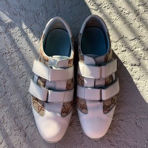 GUCCI powder blue shoes